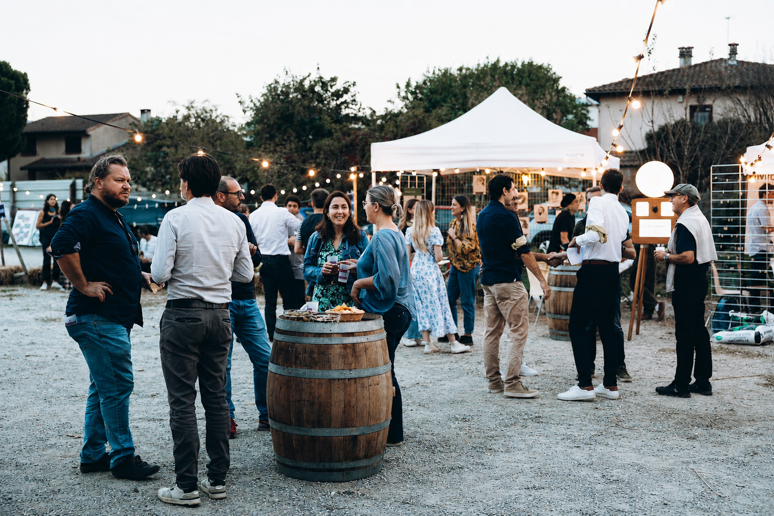 Soirée organisée à Toulouse à l’occasion des 10 ans d’EcoZimut et de Terreauciel, réunissant clients, partenaires et invités sur le site EDENN.